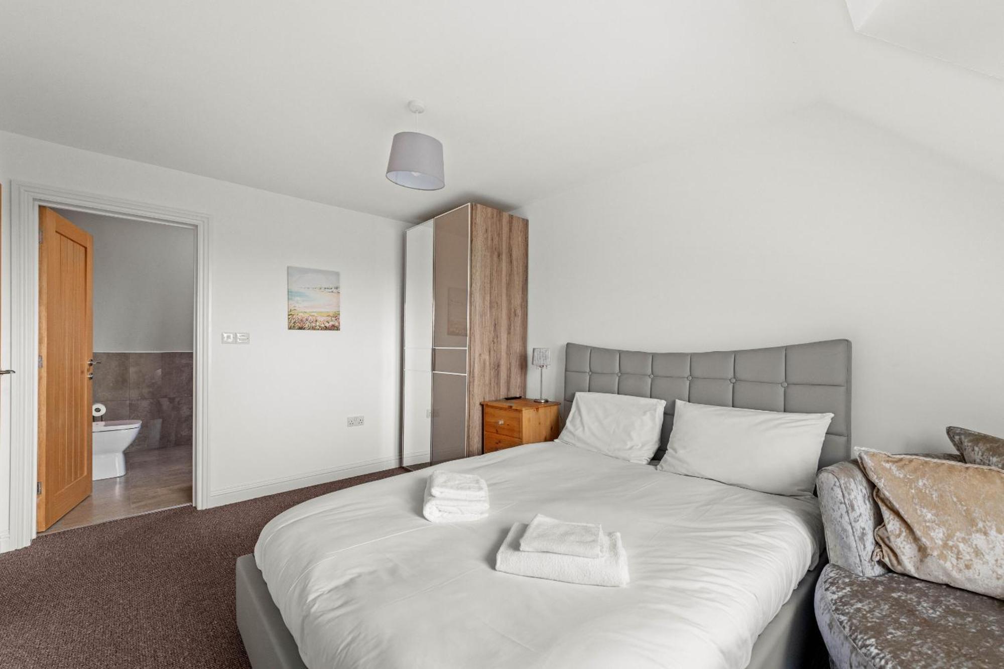 4 Bedroom House Lincs Pet & Child Friendly