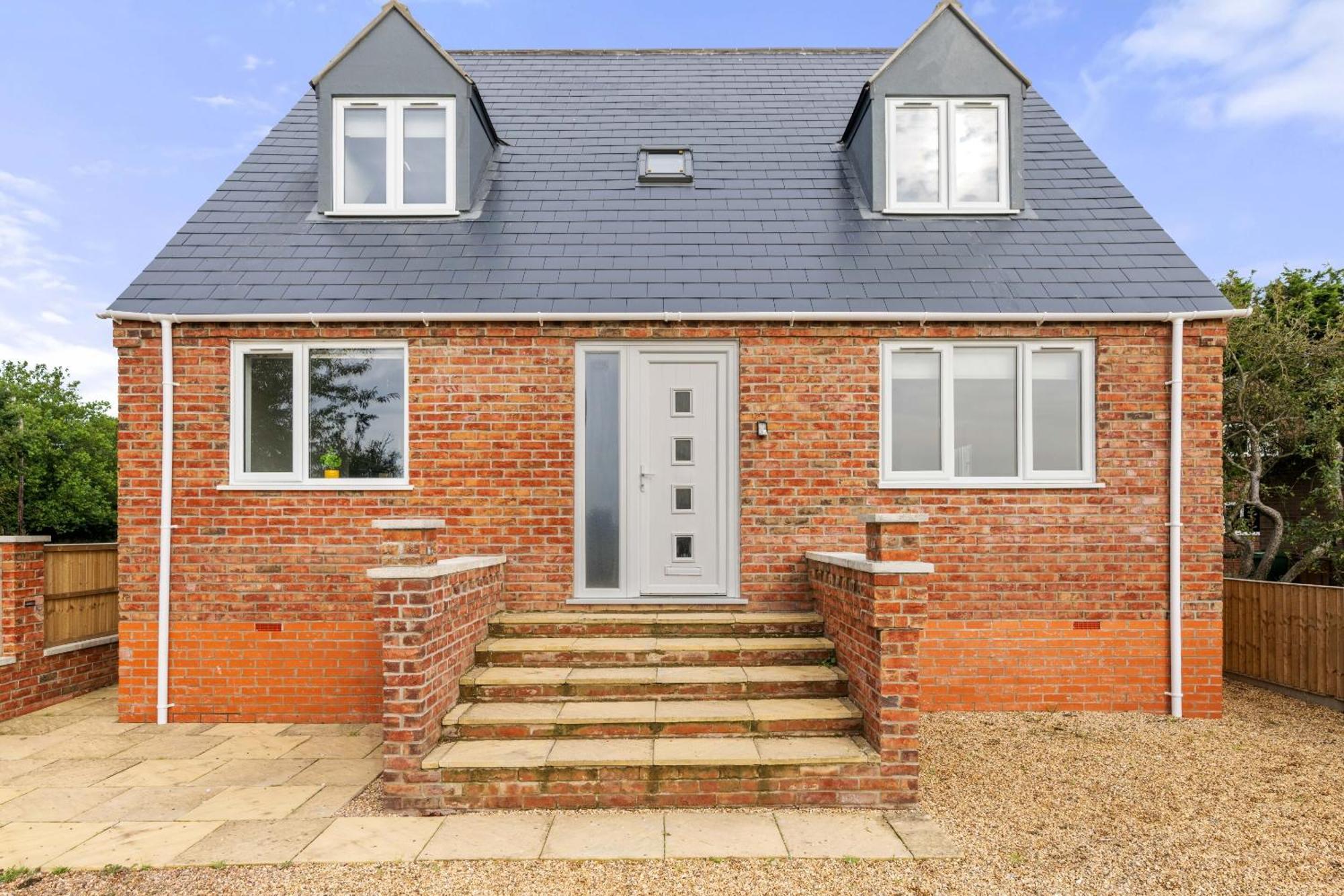 4 Bedroom House Lincs Pet & Child Friendly Holiday home